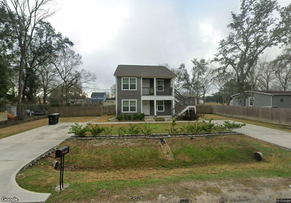 2045 W Blum St unit A, Alvin, TX 77511 - photo 1