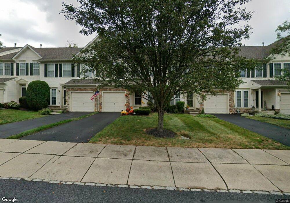 4463 Honeysuckle Ln, Doylestown, PA 18902 - photo 1