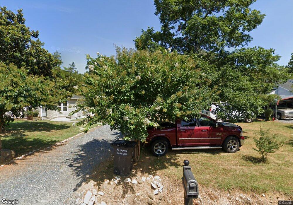 263 Cresent Dr, Asheboro, NC 27203 - photo 1