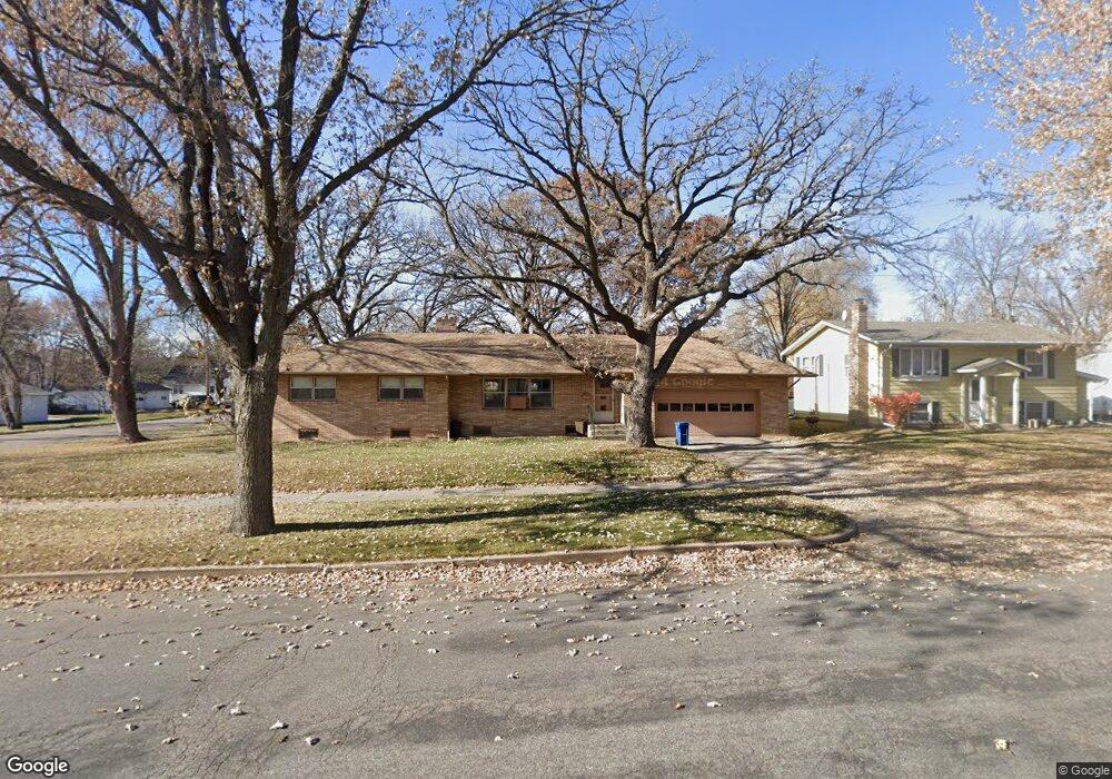 1025 Broadway Ave S, Sauk Rapids, MN 56379 - photo 1