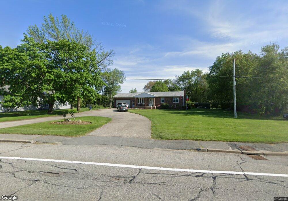 626 Scituate Ave, Cranston, RI 02921 - photo 1