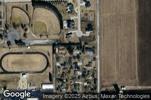 402 E Lilac Dr, Flanagan, IL 61740