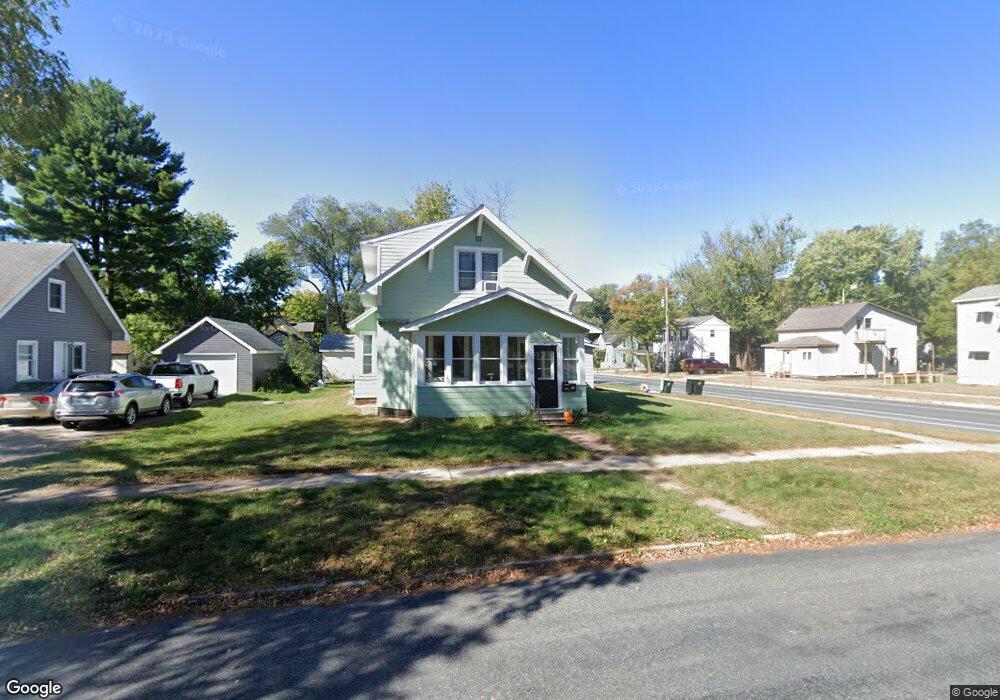 1303 8th St E unit 2, Menomonie, WI 54751 - photo 1