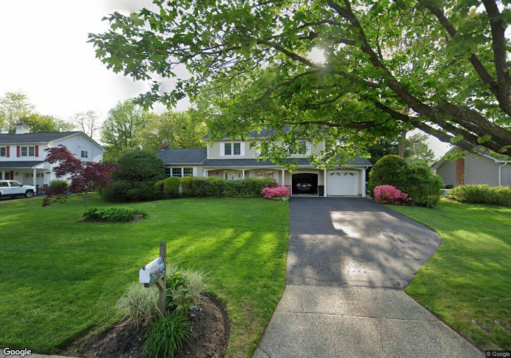 120 Caramel Rd, ComMacK, NY 11725 - photo 1