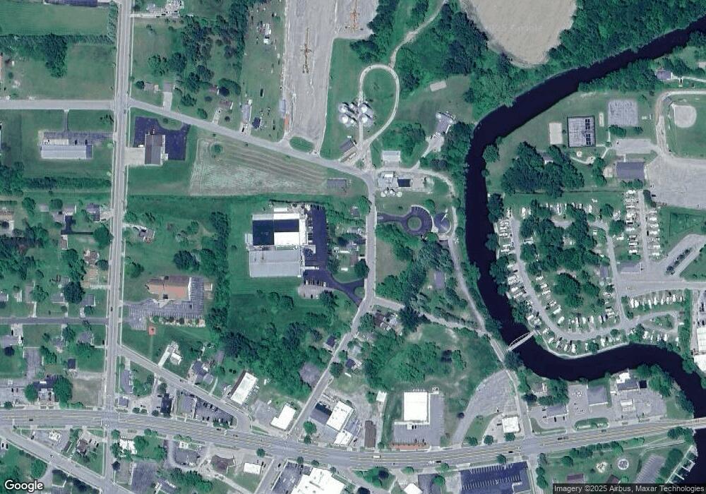 219 N Mackinaw St, Au Gres, MI 48703 - photo 1