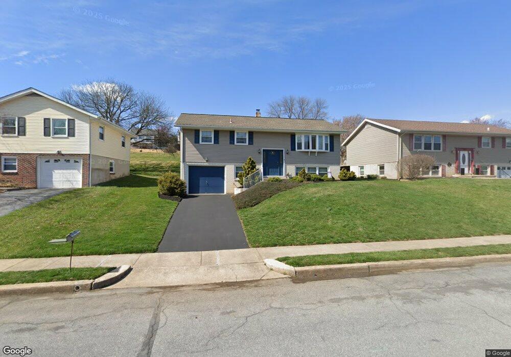 1321 Woodcrest Dr, Reading, PA 19607 - photo 1