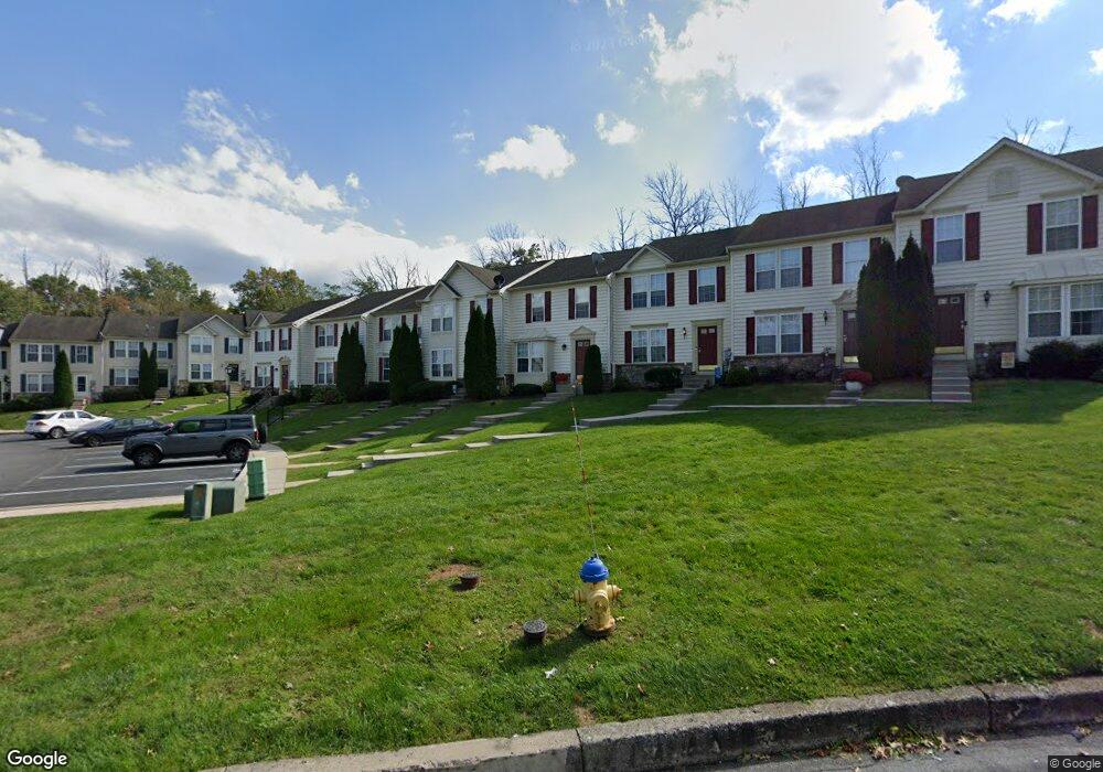 1404 Orchard View Rd, Reading, PA 19606 - photo 1