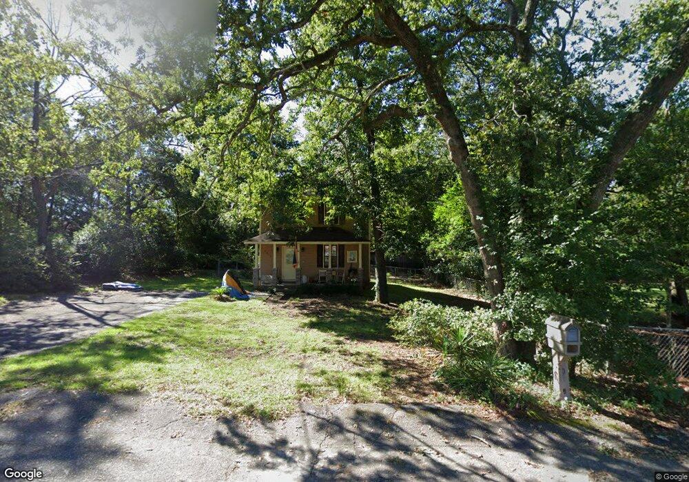 2017 Carroll Dr, West Columbia, SC 29169 - photo 1