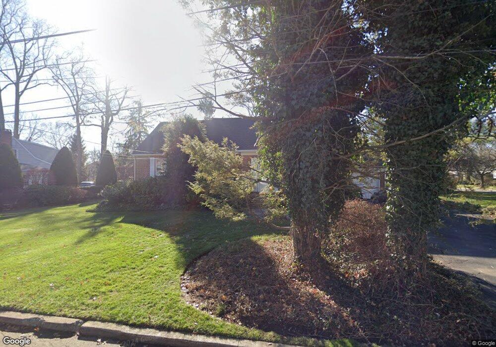 859 Bellis Pkwy, Oradell, NJ 07649 - photo 1