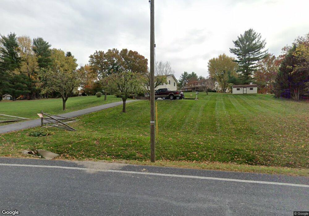 29 W Obrecht Rd, Sykesville, MD 21784 - photo 1