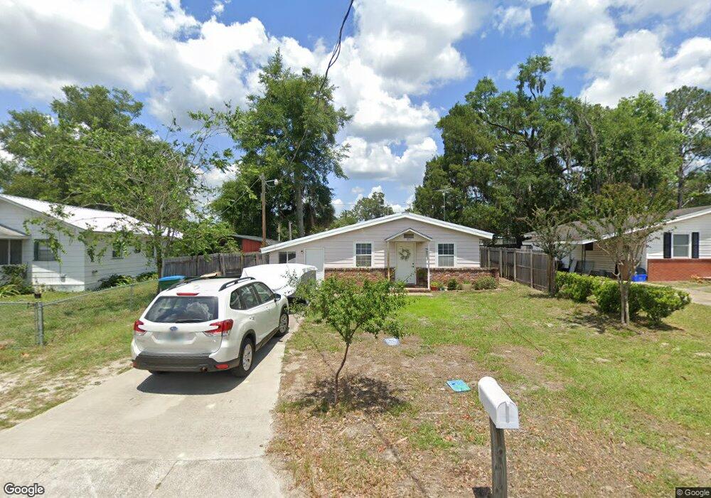 827 SW Laurel Ln, Lake City, FL 32025 - photo 1