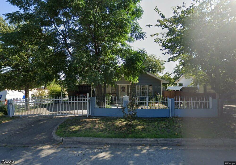 2822 NW 28th St, Fort Worth, TX 76106 - photo 1