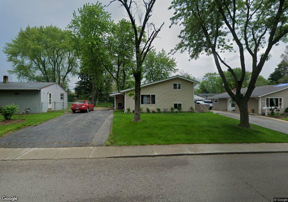 1454 Kings Rd, Carpentersville, IL 60110 - photo 1