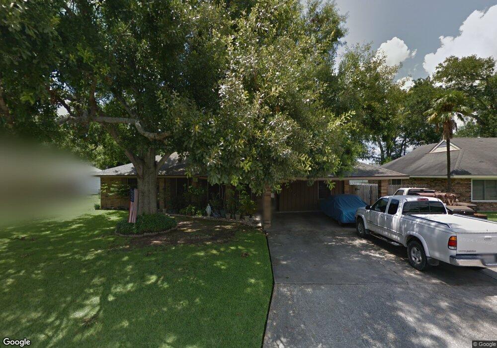 1602 S Gibbs Ln, New Iberia, LA 70560 - photo 1