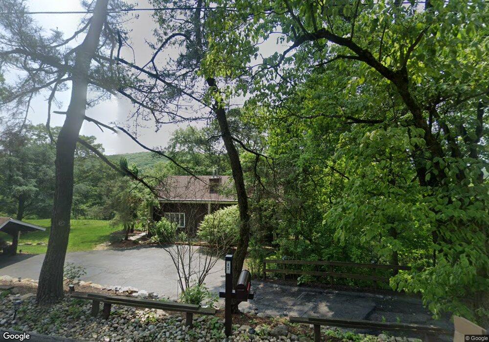 47 Chilhowie Dr, Kinnelon, NJ 07405 - photo 1