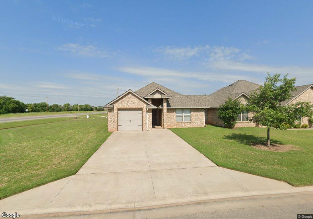 1201 Kensington Ln, Elgin, OK 73538 - photo 1