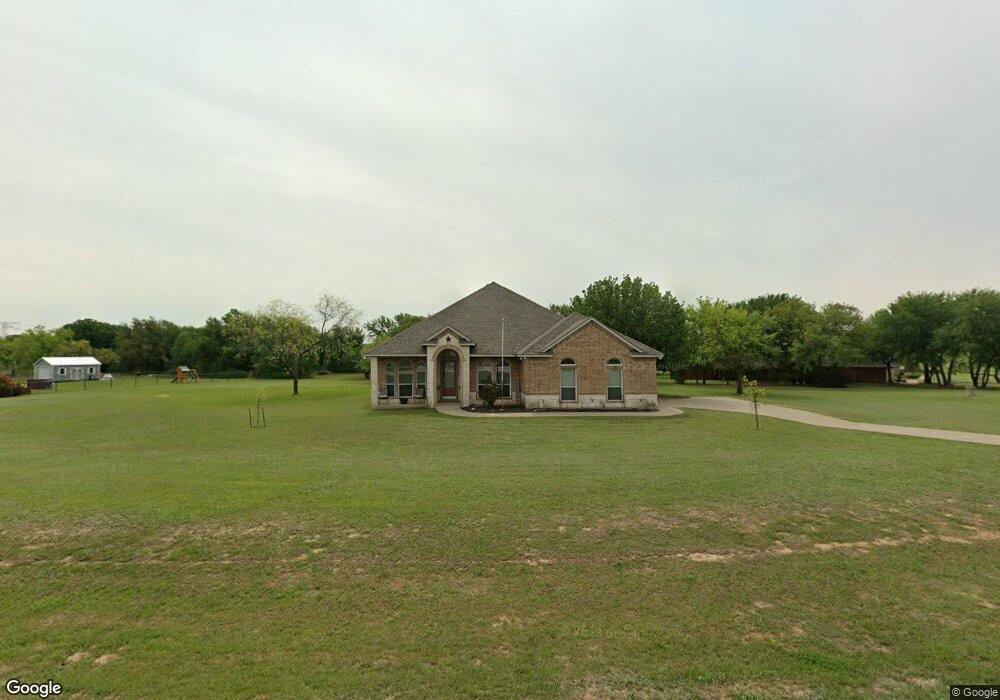 172 Lost Oak Dr, Azle, TX 76020 - photo 1