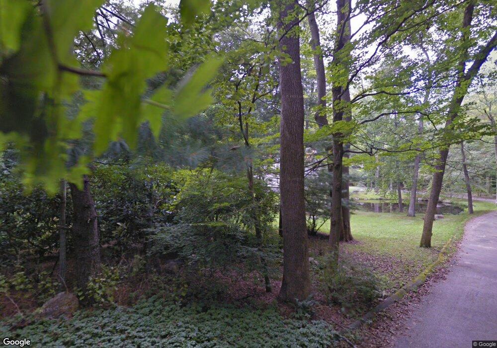 5 Porters Ln, Westport, CT 06880 - photo 1