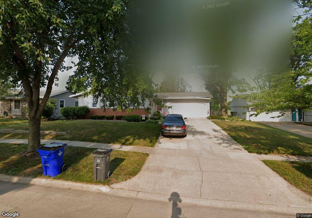 4221 Twin Pine Dr NE, Cedar Rapids, IA 52402 - photo 1