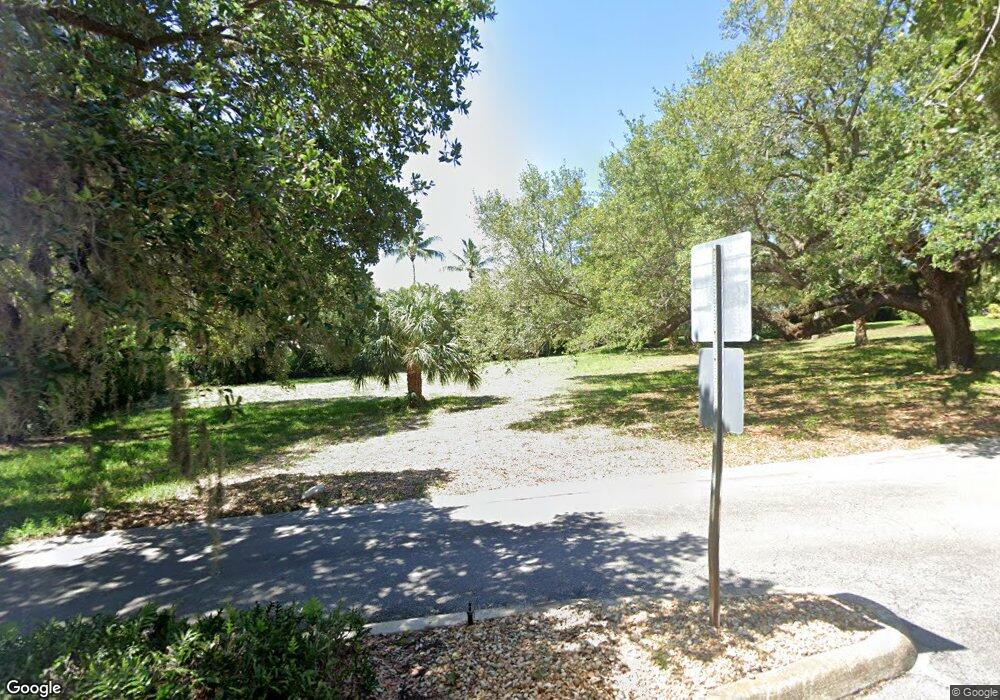 7 Castle Hill Way, Sewall's Point, FL 34996 - photo 1