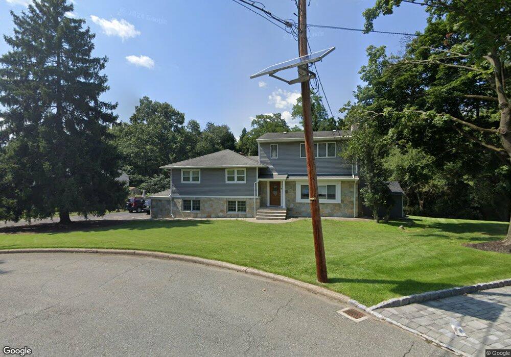 41 Reiners Rd, Little Falls, NJ 07424 - photo 1