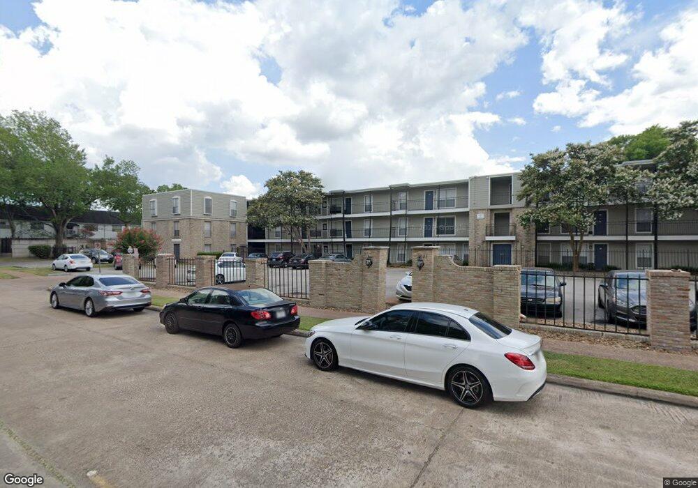 2825 Bellefontaine unit 125A, Houston, TX 77025 - photo 1