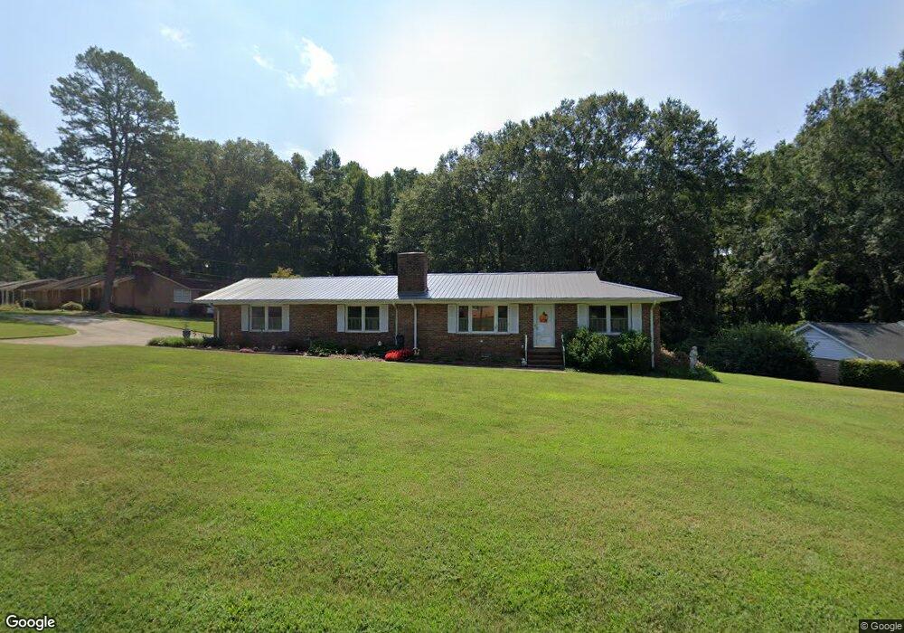 566 Pine Valley Dr unit D, Royston, GA 30662 - photo 1