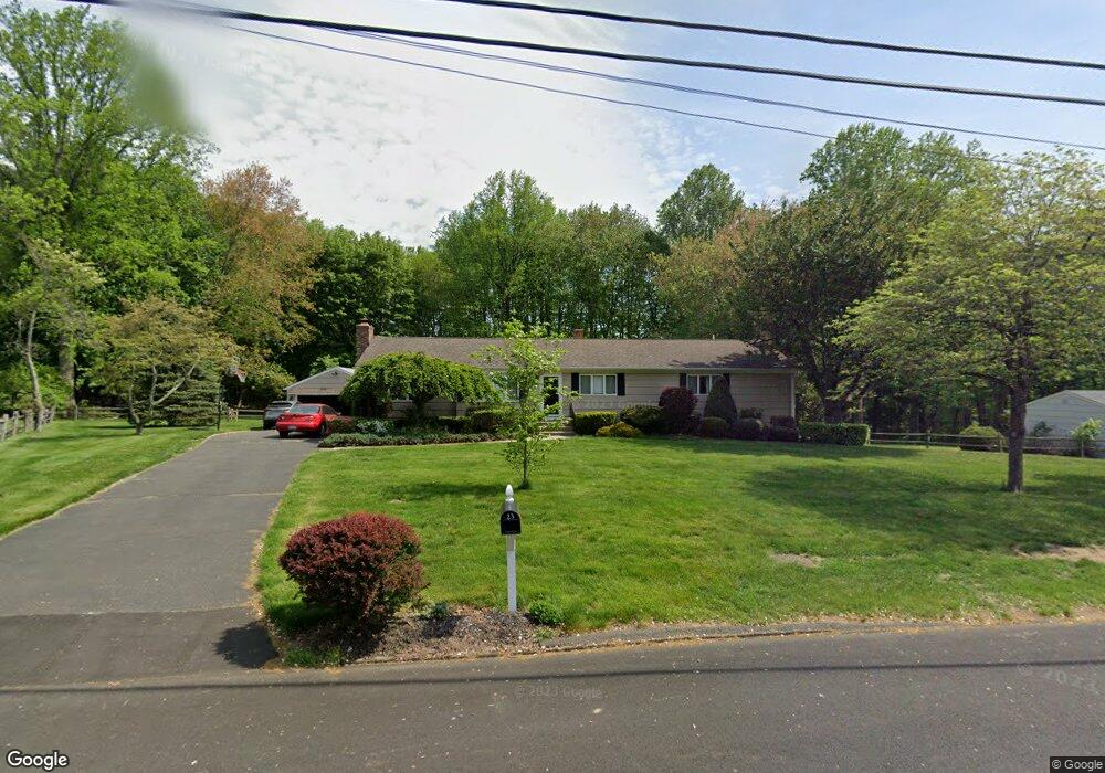 23 Oldfield Rd, Trumbull, CT 06611 - photo 1