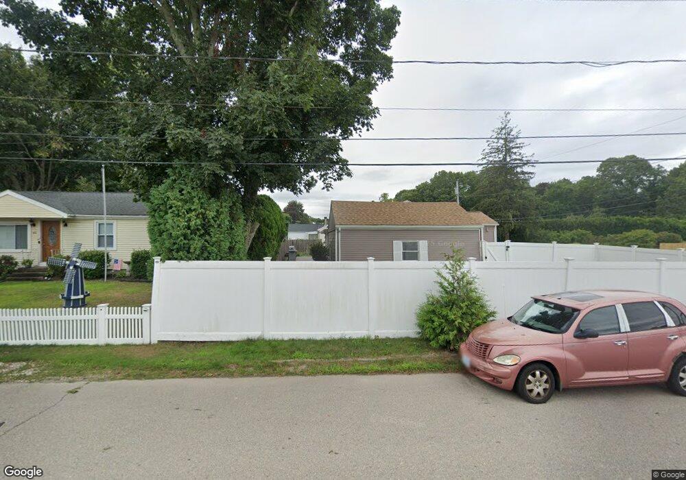 31 Crompton Ave, West Warwick, RI 02893 - photo 1