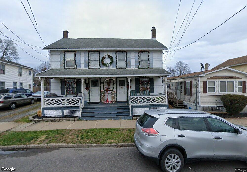 407 Vaughn St, Luzerne, PA 18709 - photo 1