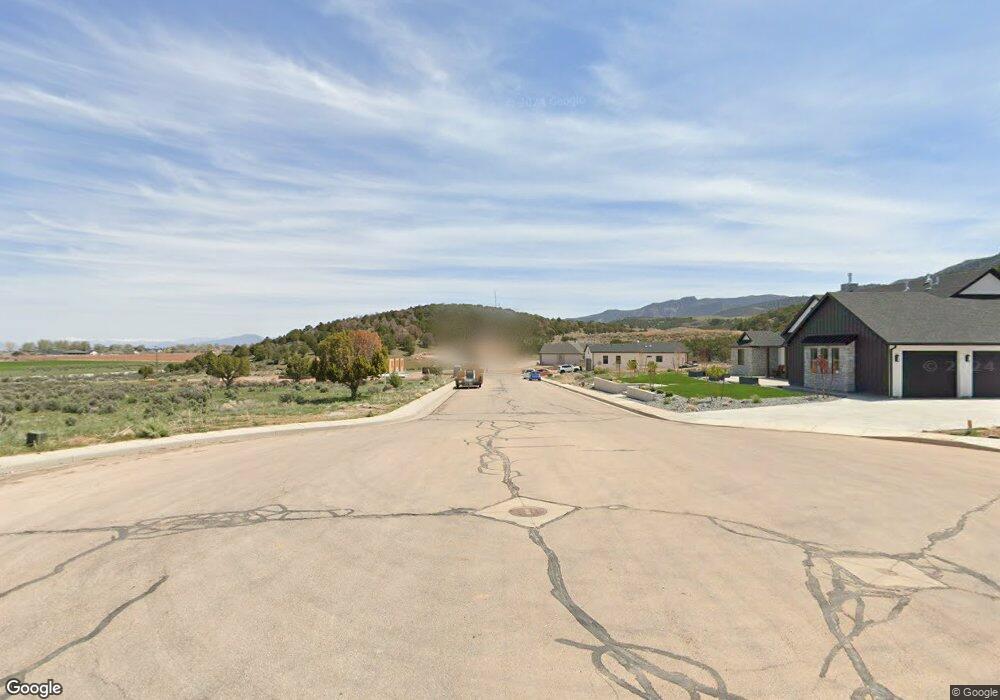 1554 W Pinion unit 12, Parowan, UT 84761 - photo 1