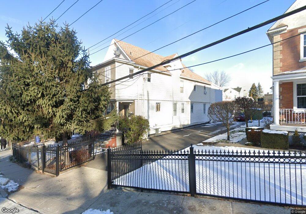 61 Palmer Rd unit 2, Yonkers, NY 10701 - photo 1