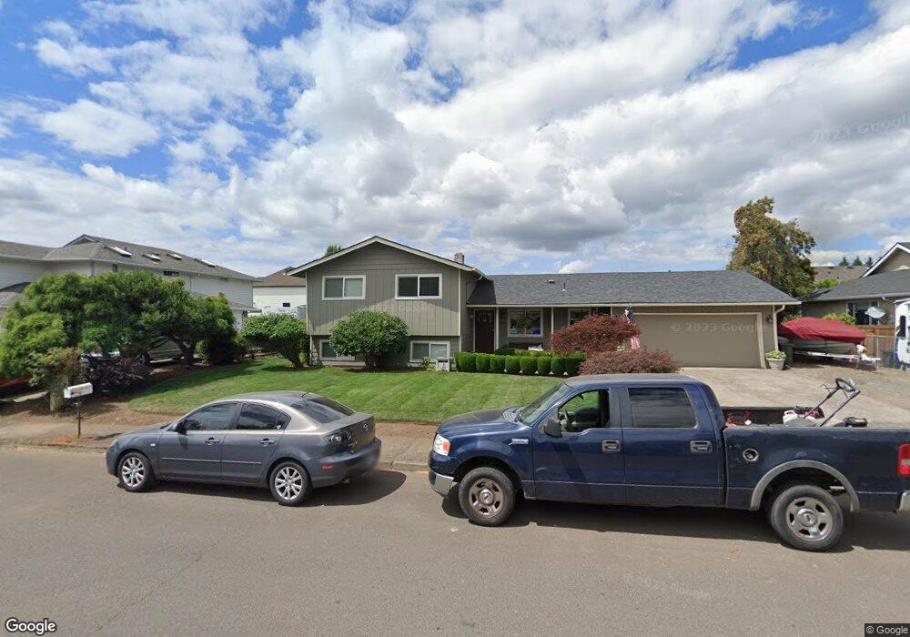 1295 N Grant St, Canby, OR 97013 - photo 1