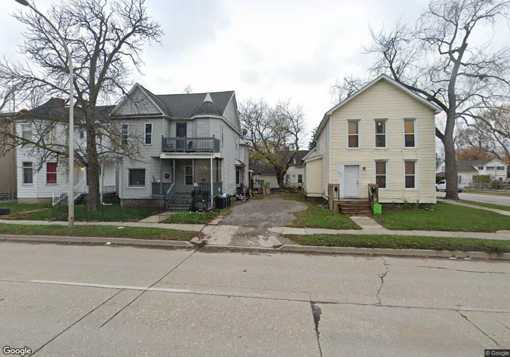 1007 10th St, Port Huron, MI 48060 - photo 1