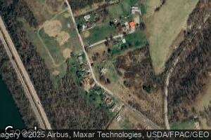 509 Aylor St, Leon, WV 25123
