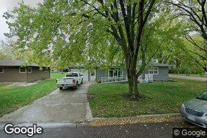 404 N Douglas St, Howard, SD 57349