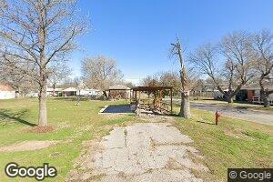 319 E Washington St, Walters, OK 73572