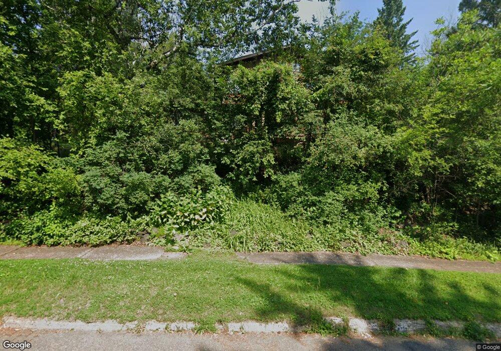 2803 E 8th St, Duluth, MN 55812 - photo 1