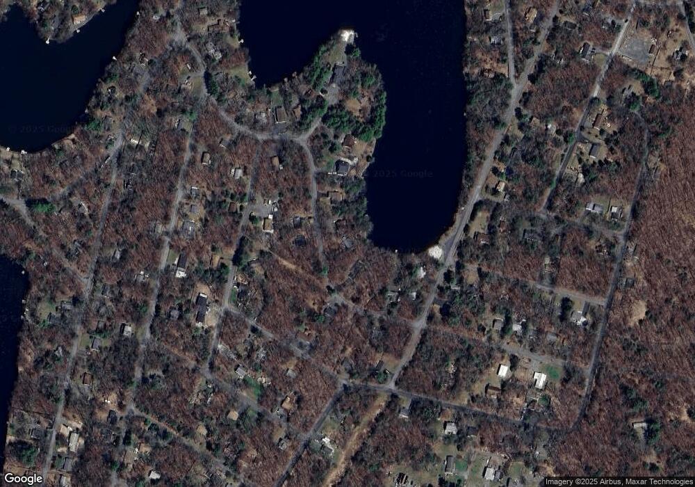 128 E Lake Dr, Dingmans Ferry, PA 18328 - photo 1