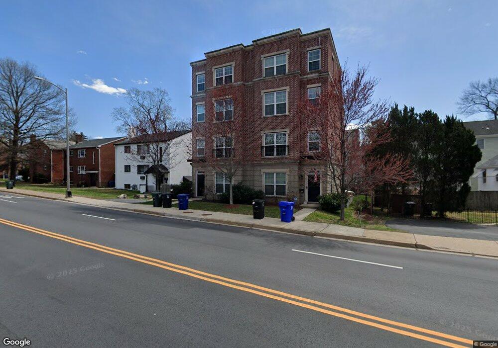 1128 N Stafford St unit B, Arlington, VA 22201 - photo 1