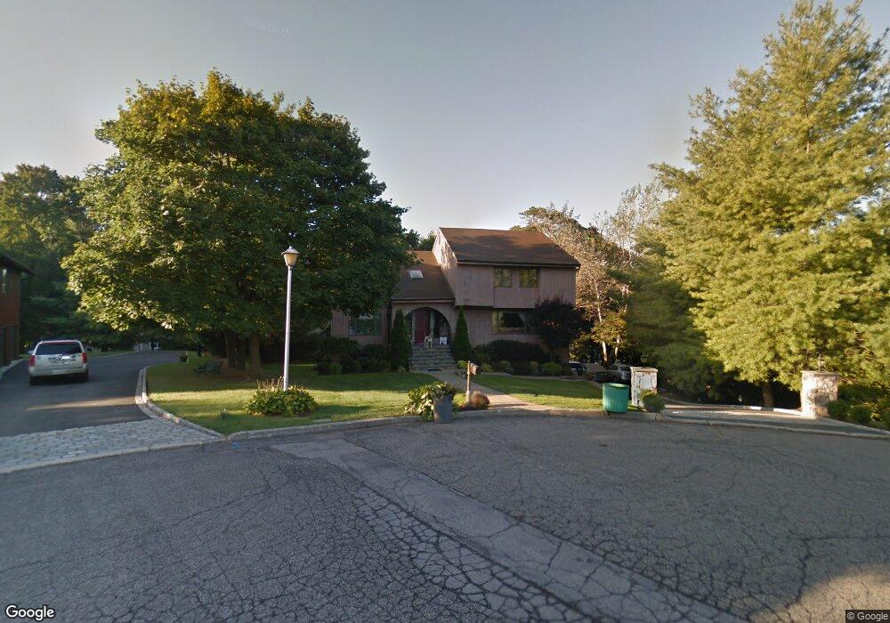 8 Mancuso Dr, Ossining, NY 10562 - photo 1