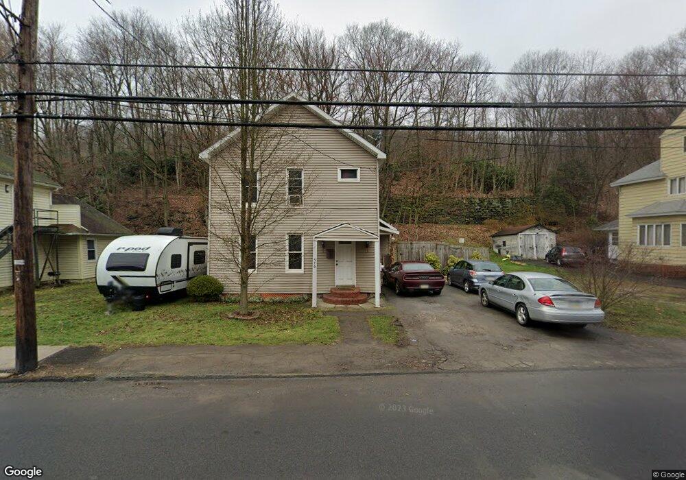 576 N Main St, Archbald, PA 18403 - photo 1