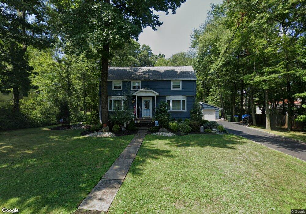 5 Parker Rd, Edison, NJ 08820 - photo 1