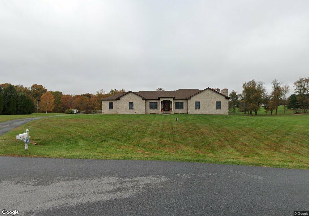 700 Waters Edge Ct, Sykesville, MD 21784 - photo 1