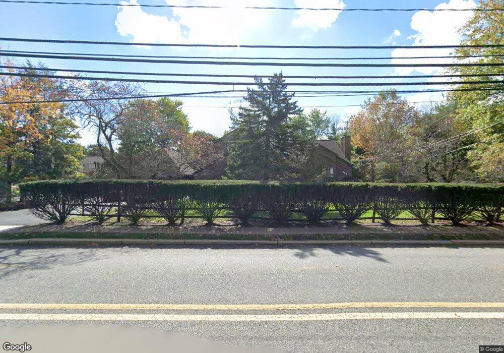 355 Old Tappan Rd, Old Tappan, NJ 07675 - photo 1