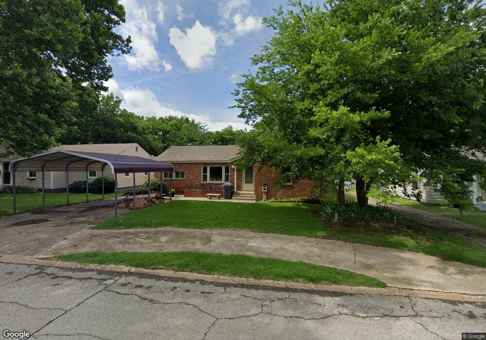 719 Cherry St, Ardmore, OK 73401 - photo 1