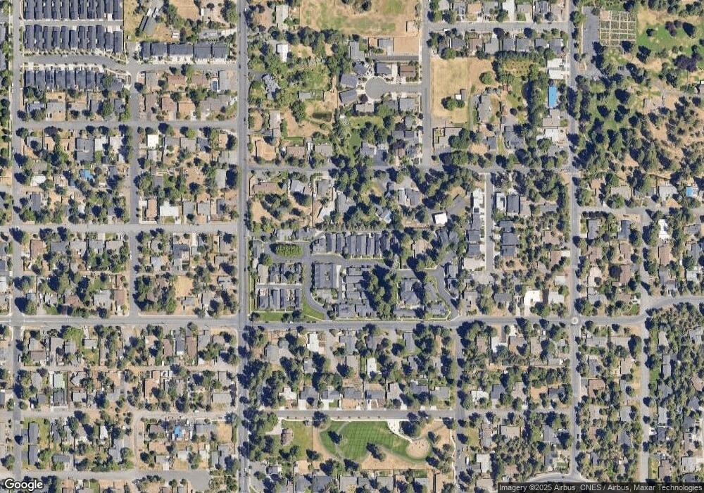 938 NE Wiest Way, Bend, OR 97701 - photo 1