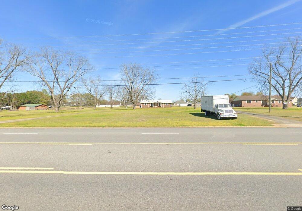 746 Lake Joy Rd, Warner Robins, GA 31088 - photo 1