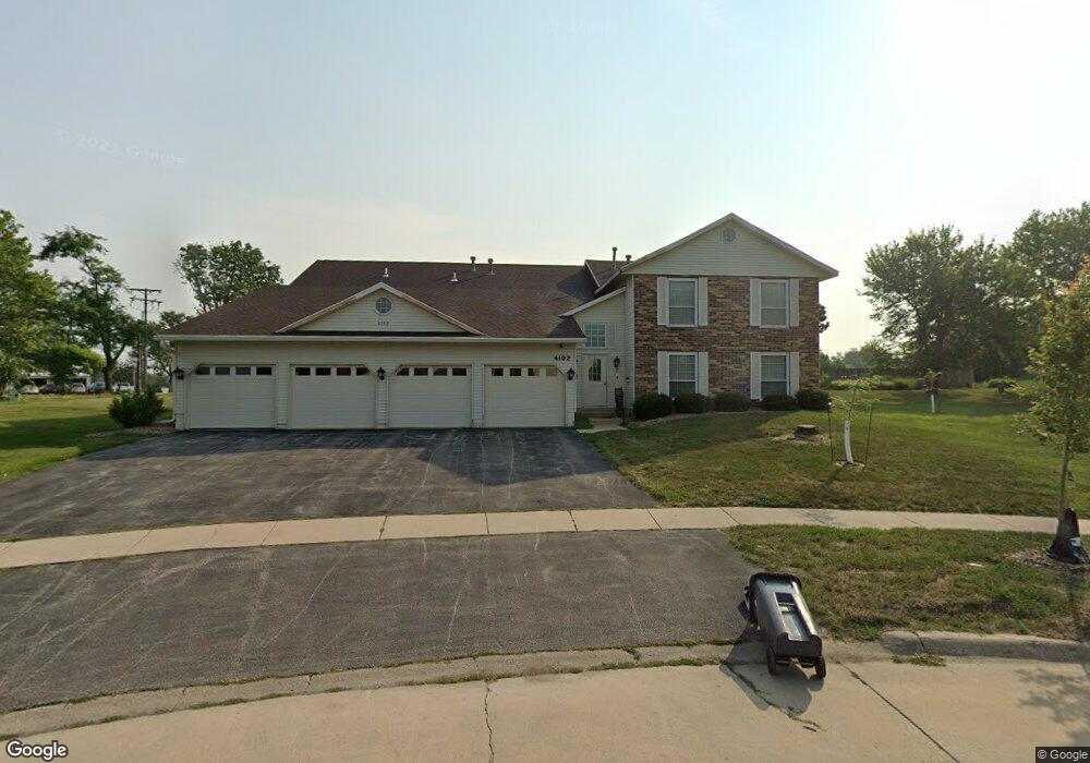 4102 Lexington Dr NE unit D, Cedar Rapids, IA 52402 - photo 1