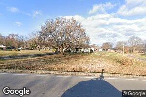 1401 Ellington Dr, Lafayette, TN 37083